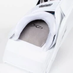 Bauer Vapor X2.7 Junior Goalie Blocker 19 Bauer Vapor X2.7 Junior Goalie Blocker -Hockey Sales Shop bauer blockers bauer vapor x2 7 junior goalie blocker 5427646660674