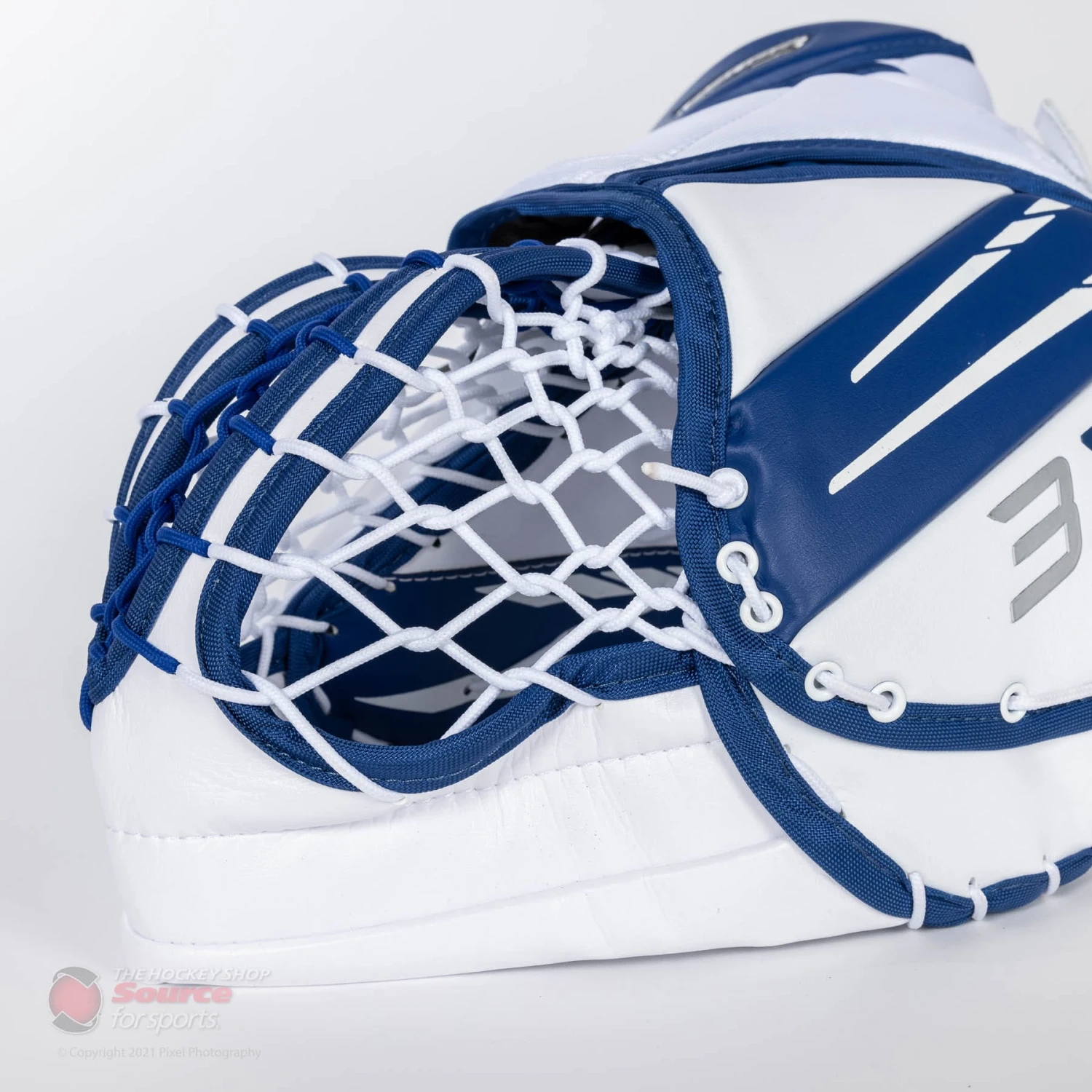 Bauer Vapor 3X Senior Goalie Catcher 9 Bauer Vapor 3X Senior Goalie Catcher - Image 7