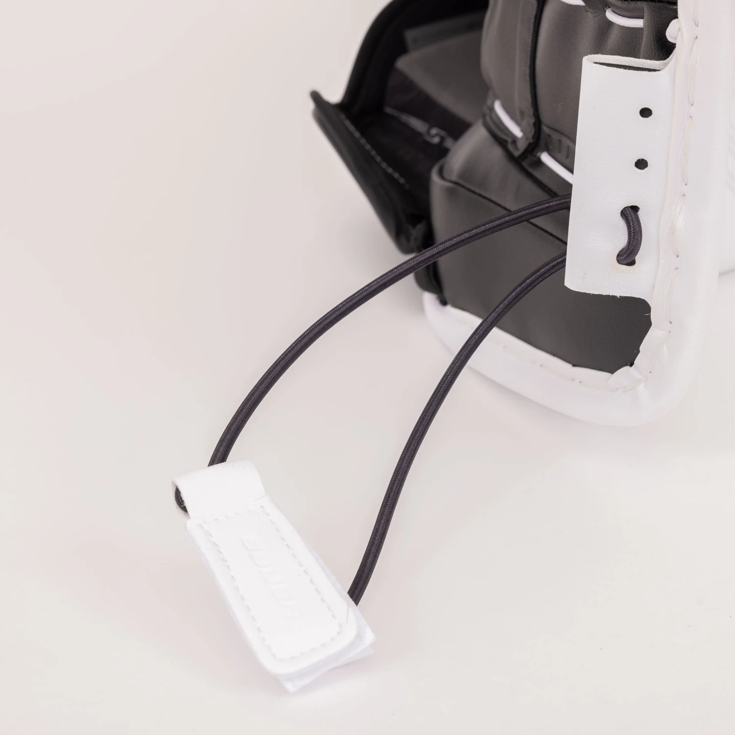 Bauer Supreme Mach Senior Goalie Leg Pads 14 Bauer Supreme Mach Senior Goalie Leg Pads - Image 12