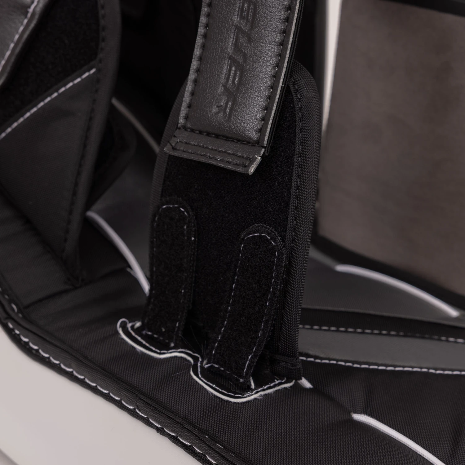 Bauer Supreme Mach Senior Goalie Leg Pads 18 Bauer Supreme Mach Senior Goalie Leg Pads - Image 16