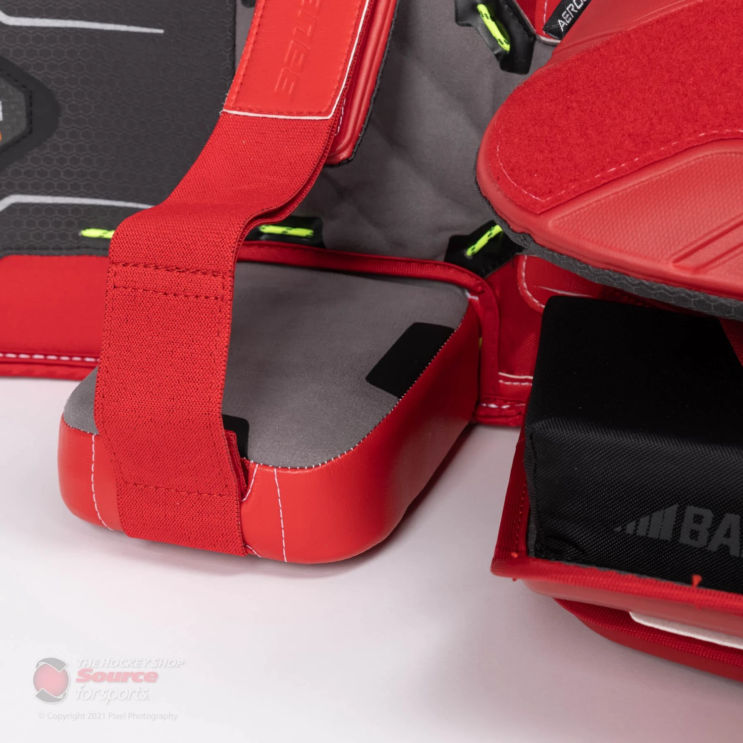 Bauer Vapor HyperLite Senior Goalie Leg Pads 19 Bauer Vapor HyperLite Senior Goalie Leg Pads - Image 17