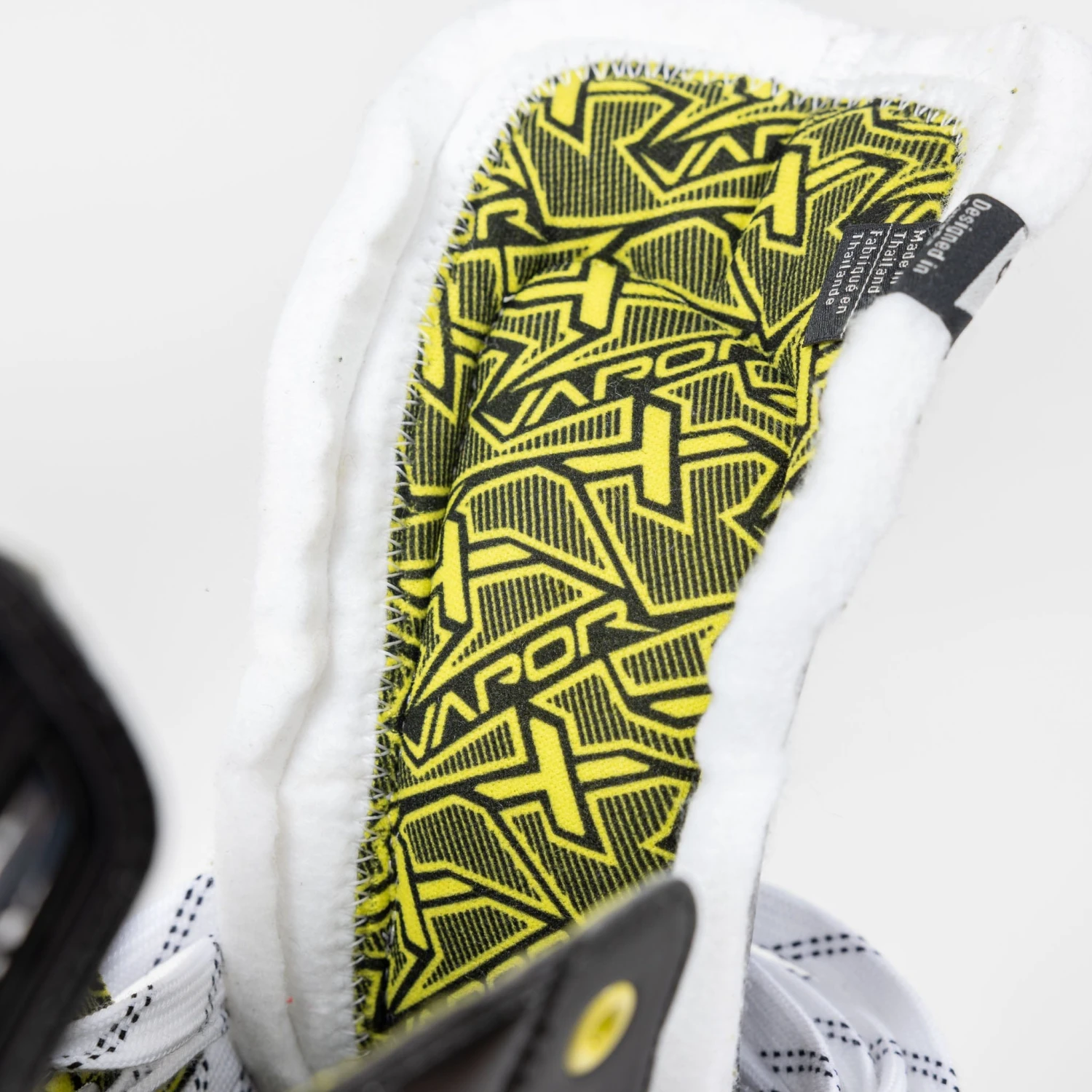 Bauer Vapor X3.5 Intermediate Roller Hockey Skates 16 Bauer Vapor X3.5 Intermediate Roller Hockey Skates - Image 14