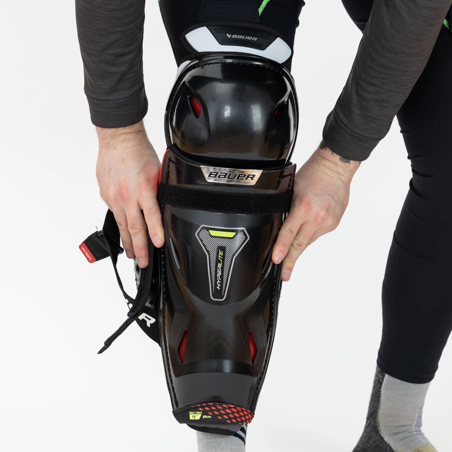 Bauer Vapor Hyperlite Senior Hockey Shin Guards 11 Bauer Vapor Hyperlite Senior Hockey Shin Guards - Image 9