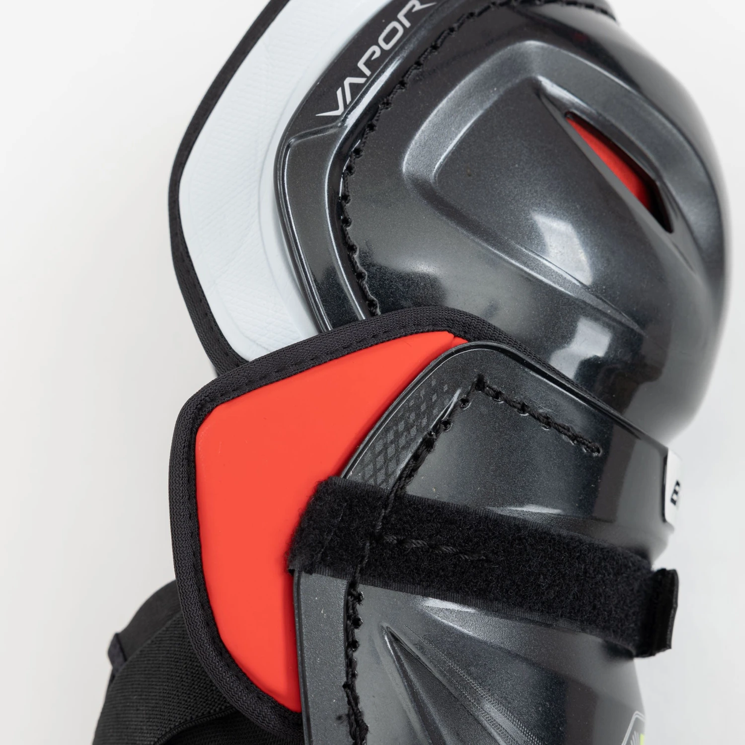 Bauer Vapor Hyperlite Senior Hockey Shin Guards 17 Bauer Vapor Hyperlite Senior Hockey Shin Guards - Image 15