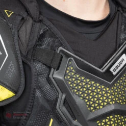 Bauer Supreme Matrix Senior Hockey Shoulder Pads (2021) -Hockey Sales Shop bauer shoulder pads bauer supreme matrix senior hockey shoulder pads 28174470414402