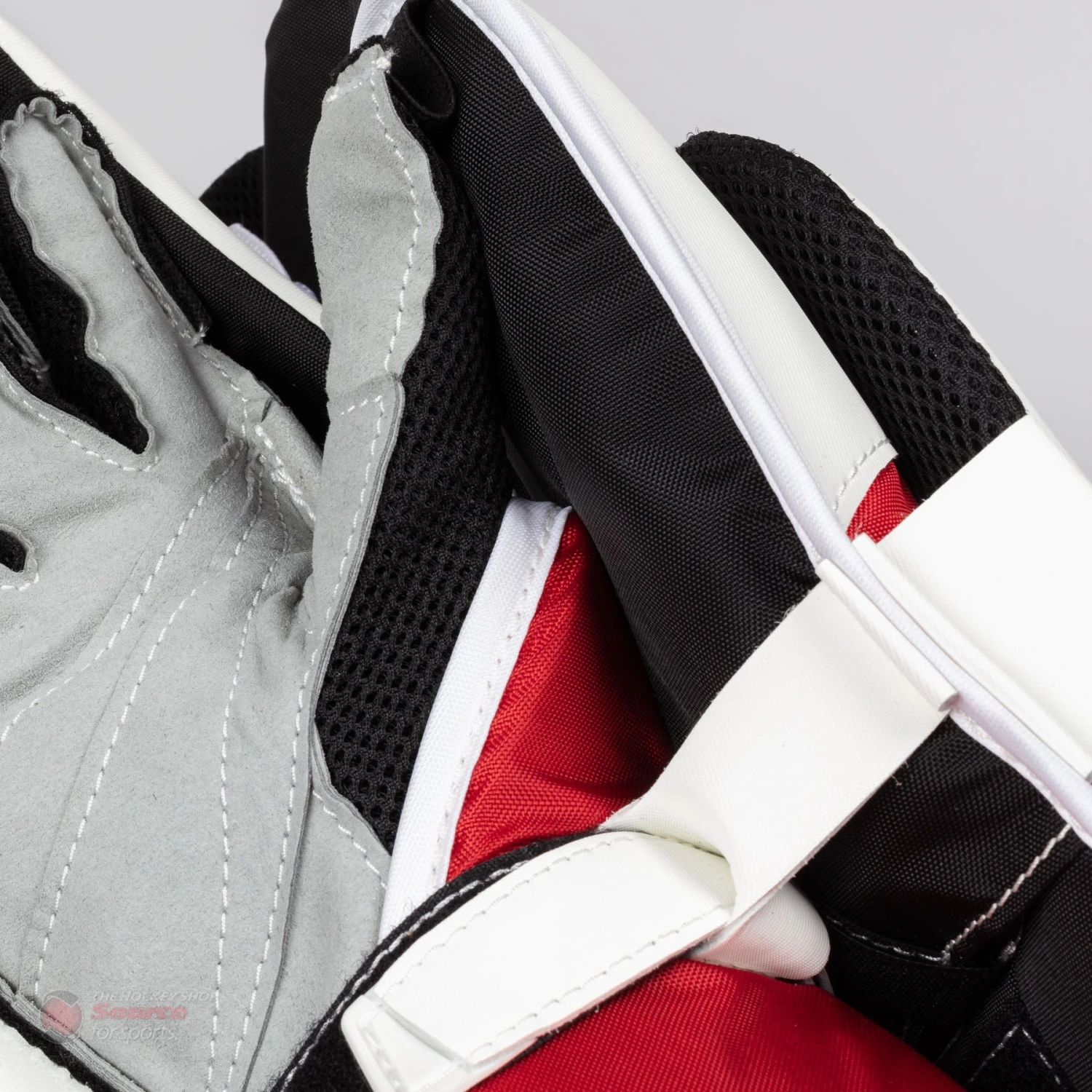 CCM Axis A1.9 Intermediate Goalie Blocker 11 CCM Axis A1.9 Intermediate Goalie Blocker - Image 9