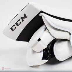 CCM Extreme Flex E4.5 Senior Goalie Blocker - Source Exclusive -Hockey Sales Shop ccm blockers ccm extreme flex e4 5 senior goalie blocker source exclusive 5311045304386