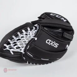 CCM Axis Senior Goalie Catcher - 580 Break Angle -Hockey Sales Shop ccm catchers ccm axis senior goalie catcher 580 break angle 14364030271554