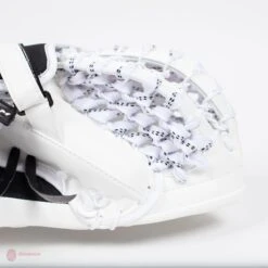 CCM Extreme Flex E4.5 Junior Goalie Catcher - Source Exclusive -Hockey Sales Shop ccm catchers ccm extreme flex e4 5 junior goalie catcher source exclusive 5323873157186