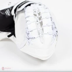 CCM Extreme Flex E4.5 Junior Goalie Catcher - Source Exclusive -Hockey Sales Shop ccm catchers ccm extreme flex e4 5 junior goalie catcher source exclusive 5323873550402