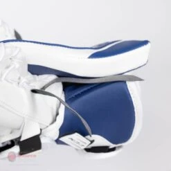 CCM Extreme Flex E5.5 Junior Goalie Catcher 25 CCM Extreme Flex E5.5 Junior Goalie Catcher -Hockey Sales Shop ccm catchers ccm extreme flex e5 5 junior goalie catcher 27972557537346