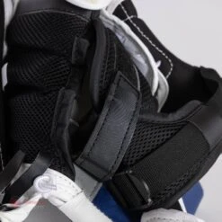 CCM Extreme Flex E5.5 Junior Goalie Catcher 29 CCM Extreme Flex E5.5 Junior Goalie Catcher -Hockey Sales Shop ccm catchers ccm extreme flex e5 5 junior goalie catcher 27972557668418