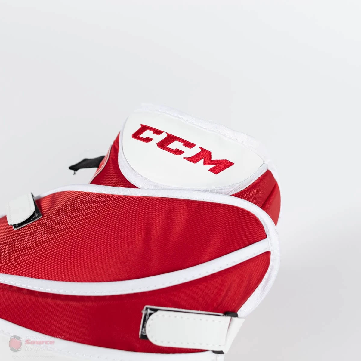 CCM Premier P2.9 Senior Goalie Catcher - Source Exclusive 5 CCM Premier P2.9 Senior Goalie Catcher - Source Exclusive - Image 3