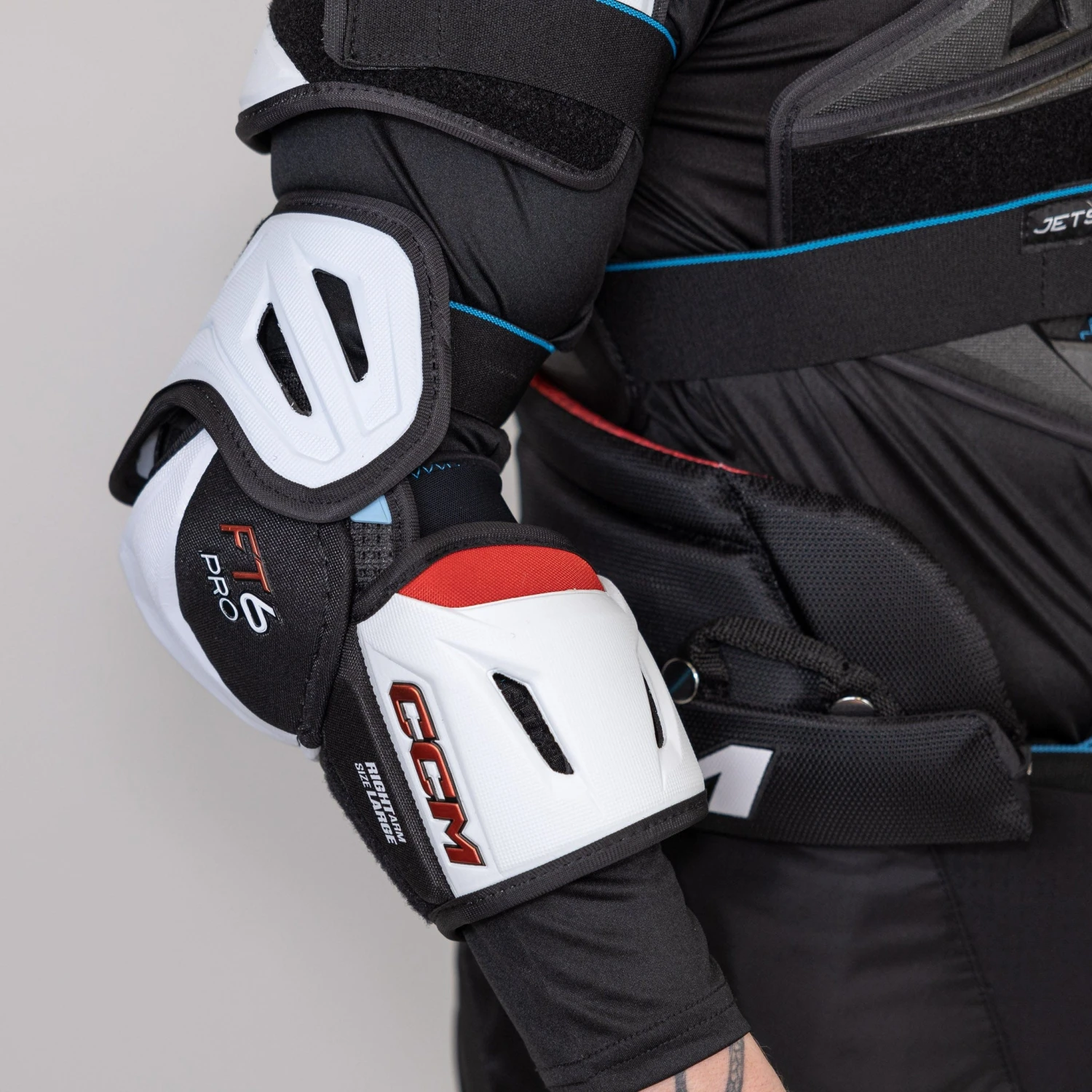 CCM Jetspeed FT6 Pro Senior Hockey Elbow Pads 12 CCM Jetspeed FT6 Pro Senior Hockey Elbow Pads - Image 10