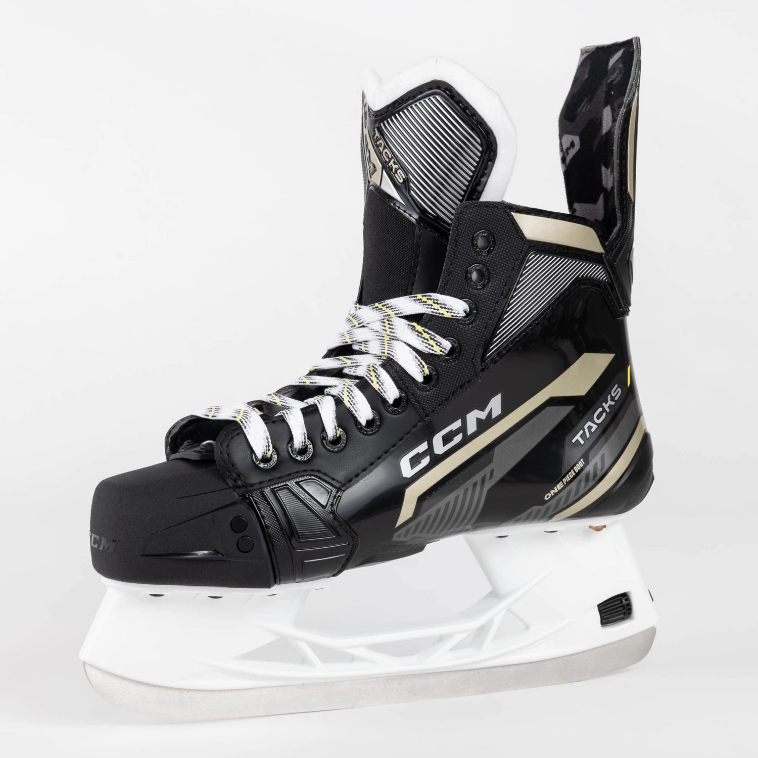 CCM Tacks AS570 Intermediate Hockey Skates 6 CCM Tacks AS570 Intermediate Hockey Skates - Image 4