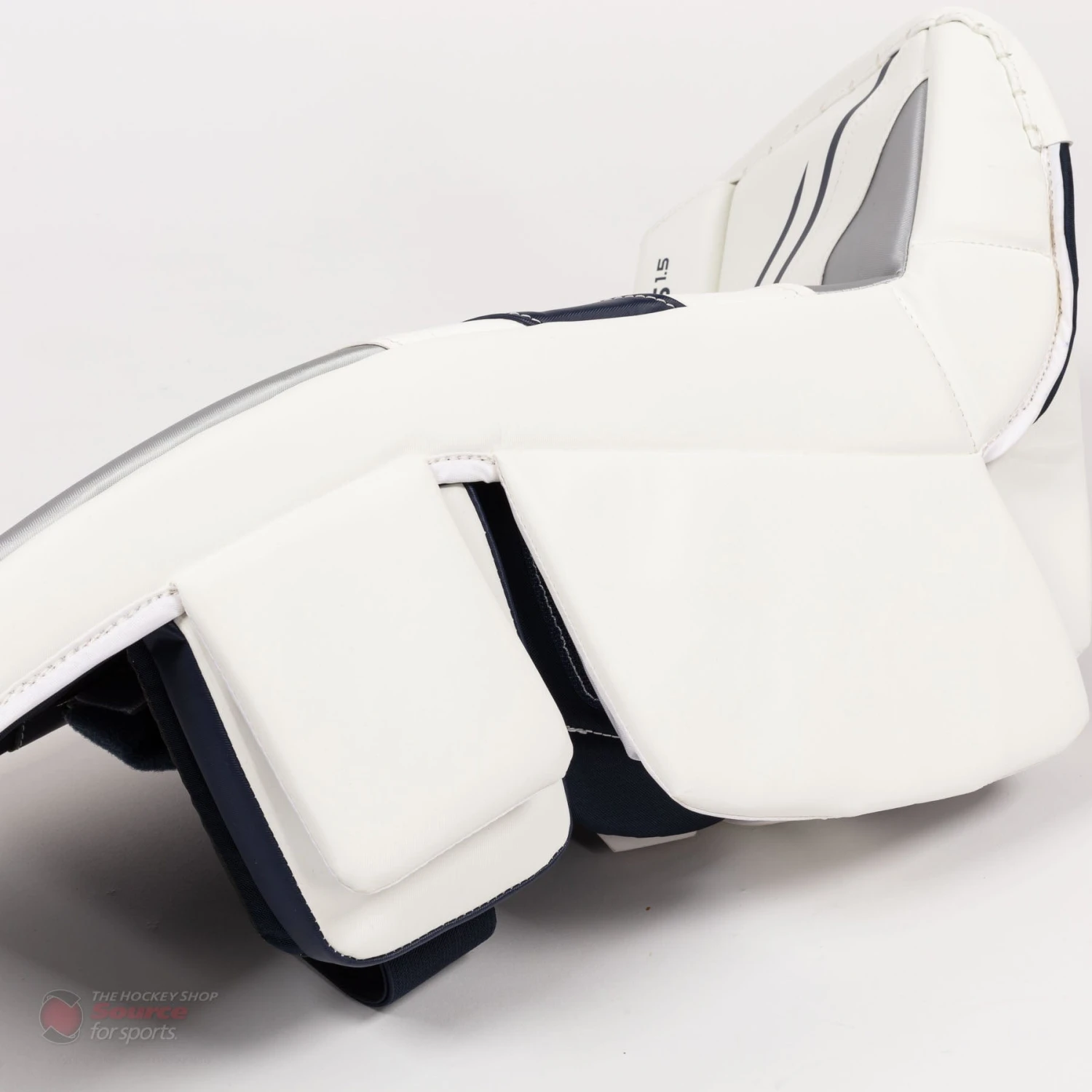 CCM Axis A1.5 Junior Goalie Leg Pads 12 CCM Axis A1.5 Junior Goalie Leg Pads - Image 10