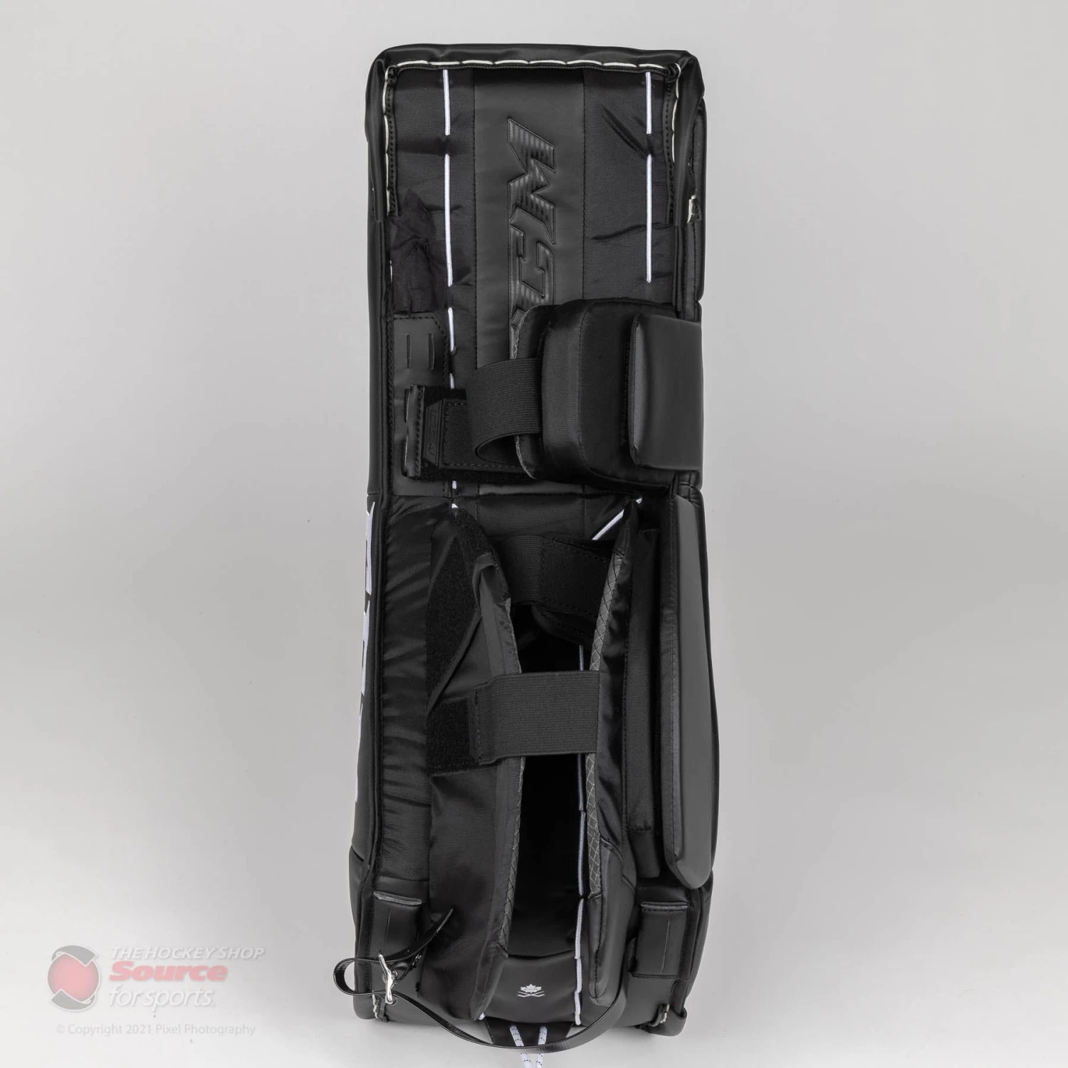 CCM Extreme Flex E5.5 Junior Goalie Leg Pads - Source Exclusive 6 CCM Extreme Flex E5.5 Junior Goalie Leg Pads - Source Exclusive - Image 4