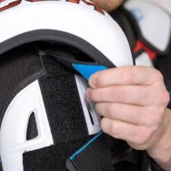 CCM Jetspeed FT6 Pro Senior Hockey Shoulder Pads -Hockey Sales Shop ccm shoulder pads ccm jetspeed ft6 pro senior hockey shoulder pads 30397883318338