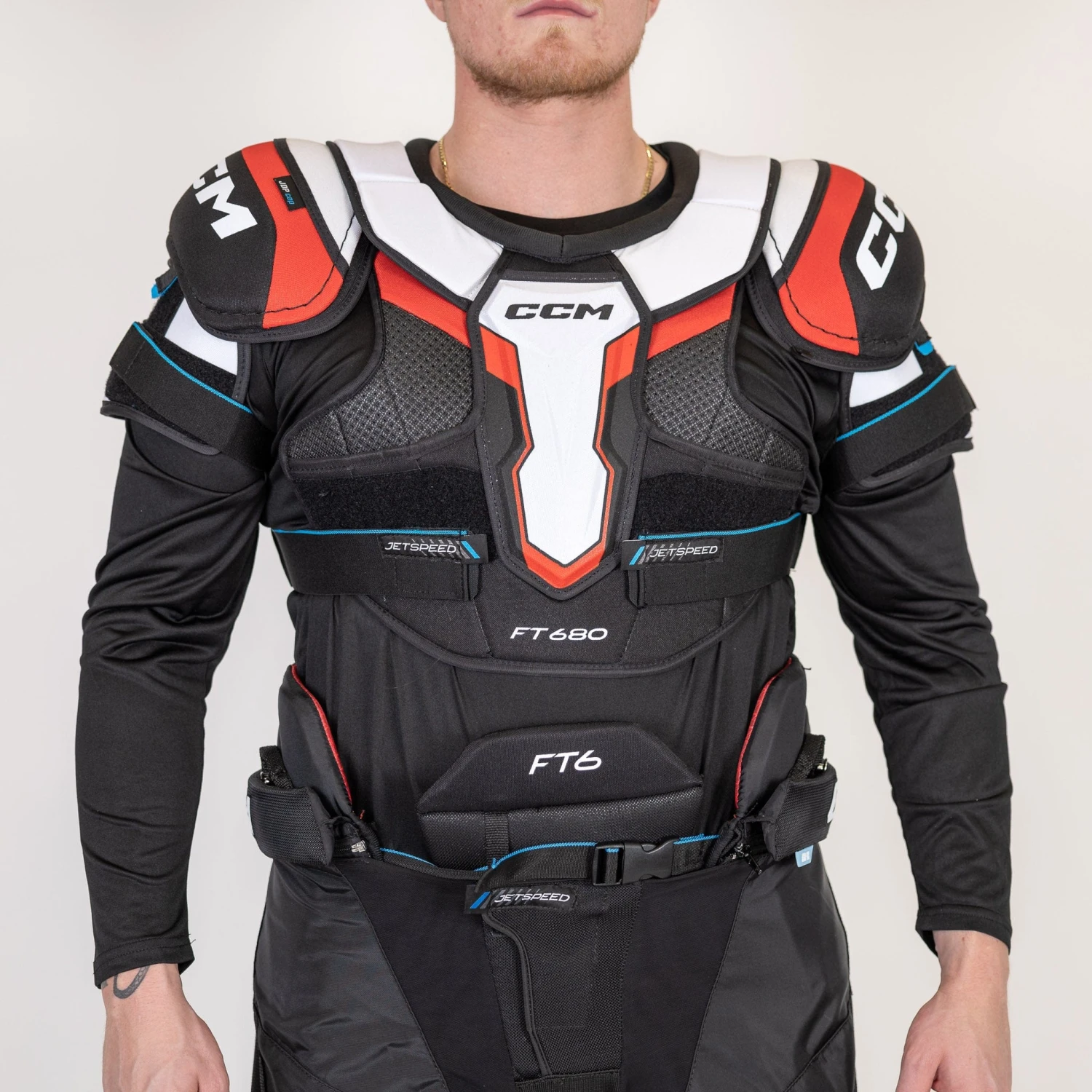 CCM Jetspeed FT680 Junior Hockey Shoulder Pads 13 CCM Jetspeed FT680 Junior Hockey Shoulder Pads - Image 11