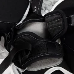 TRUE L12.2 Senior Goalie Catcher - Stock -Hockey Sales Shop true catchers true l12 2 senior goalie catcher stock 29367157260354