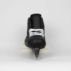 TRUE Senior One Piece Goalie Skates - Pro Stock - Metatarsal Guard Tongue - Size 10 -Hockey Sales Shop true goalie skates true senior one piece goalie skates pro stock metatarsal guard tongue size 10 10 15186395562050