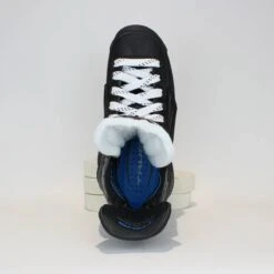 TRUE Player Senior Hockey Skates - Pro Stock - Shift Holder - "39" - Size 6 -Hockey Sales Shop true hockey skates true player senior hockey skates pro stock shift holder 39 size 6 6 r standard 15187096895554