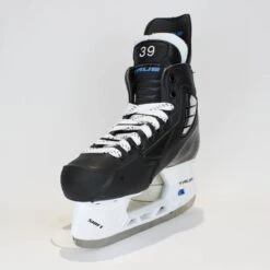 TRUE Player Senior Hockey Skates - Pro Stock - Shift Holder - "39" - Size 6 -Hockey Sales Shop true hockey skates true player senior hockey skates pro stock shift holder 39 size 6 6 r standard 15187096928322