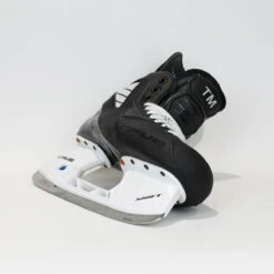 TRUE Player Senior Hockey Skates - Pro Stock - Shift Holder - "TM" - Size 8 -Hockey Sales Shop true hockey skates true player senior hockey skates pro stock shift holder tm size 8 8 r standard 15187104890946