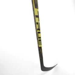 TRUE Catalyst 9X Pro Stock Senior Hockey Stick - Justin Faulk - TC2 - R-90 9 TRUE Catalyst 9X Pro Stock Senior Hockey Stick - Justin Faulk - TC2 - R-90 -Hockey Sales Shop true hockey sticks true catalyst 9x pro stock senior hockey stick justin faulk tc2 r 90 tc2 r 90 29120977174594