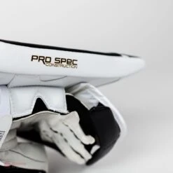 Vaughn Ventus SLR2 Pro Carbon Senior Goalie Blocker -Hockey Sales Shop vaughn blockers vaughn ventus slr2 pro carbon senior goalie blocker 5312866517058