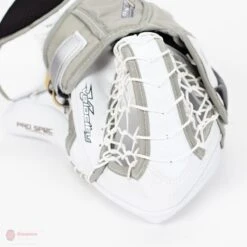 Vaughn Velocity Pro V Elite 2 Pro Carbon Senior Goalie Catcher -Hockey Sales Shop vaughn catchers vaughn velocity pro v elite 2 pro carbon senior goalie catcher 5670450757698