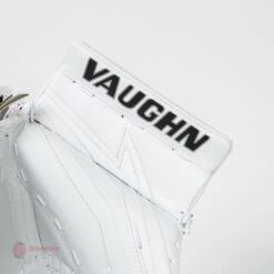 Vaughn Velocity V9 Pro Senior Goalie Catcher 18 Vaughn Velocity V9 Pro Senior Goalie Catcher -Hockey Sales Shop vaughn catchers vaughn velocity v9 pro senior goalie catcher 14508920668226