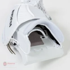 Vaughn Velocity V9 Pro Senior Goalie Catcher 23 Vaughn Velocity V9 Pro Senior Goalie Catcher -Hockey Sales Shop vaughn catchers vaughn velocity v9 pro senior goalie catcher 14508920766530