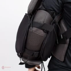 Vaughn Ventus SLR2 Pro Carbon Senior Chest & Arm Protector -Hockey Sales Shop vaughn chest protectors vaughn ventus slr2 pro carbon senior chest arm protector 5496596496450