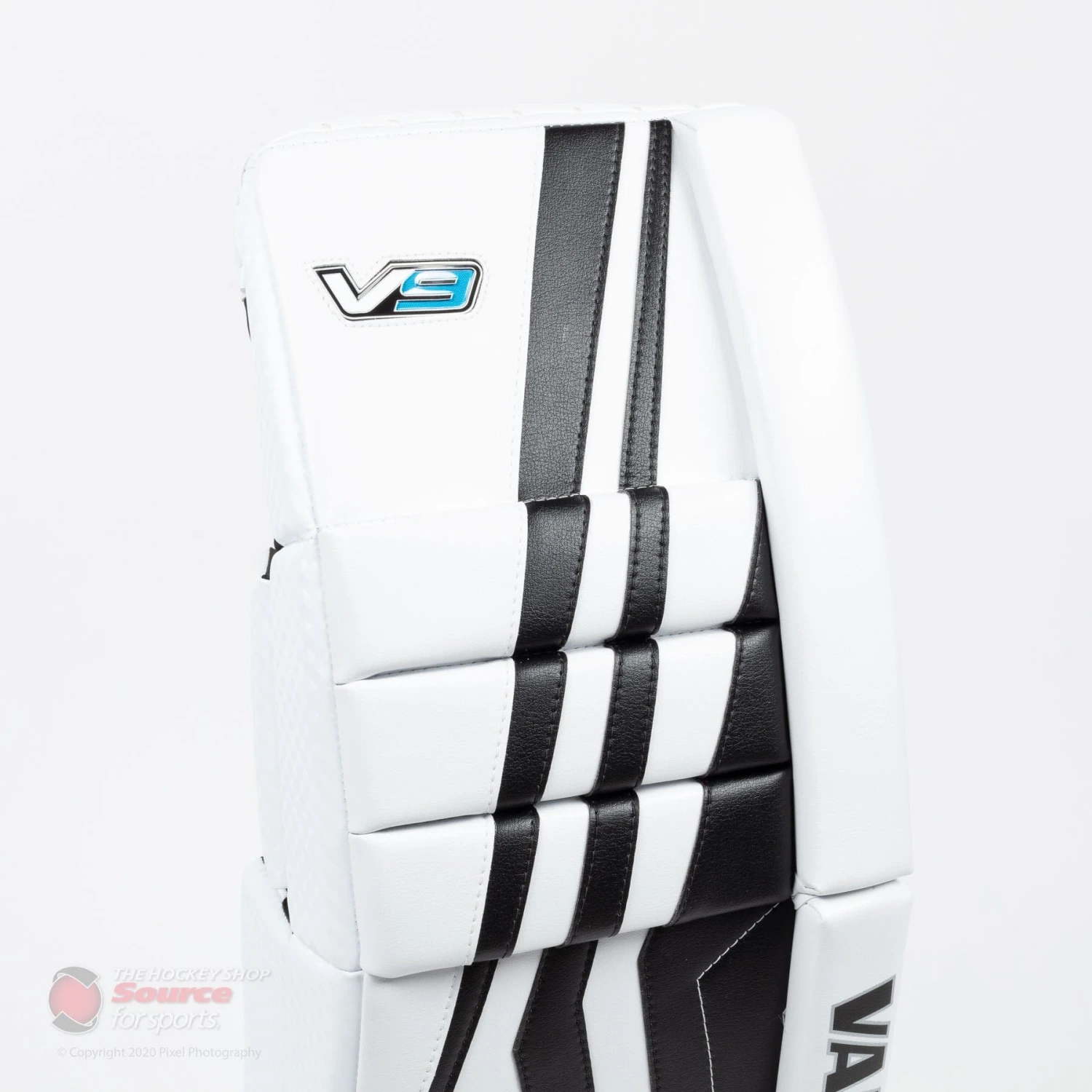 Vaughn Velocity V9 Intermediate Goalie Leg Pads 7 Vaughn Velocity V9 Intermediate Goalie Leg Pads - Image 5