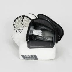 Warrior Ritual G3 Intermediate Goalie Catcher - Demo -Hockey Sales Shop warrior catchers demo warrior ritual g3 intermediate goalie catcher demo white full right 15202530558018